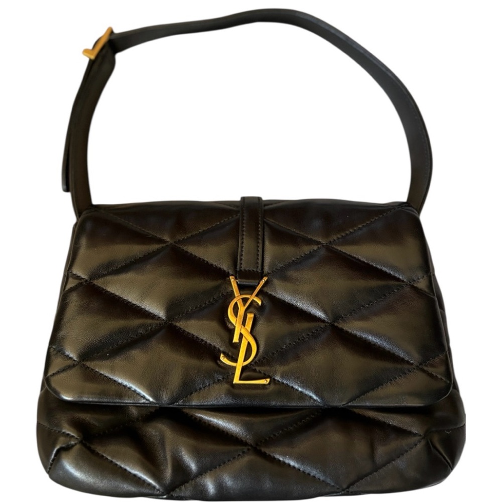 NWT 100% Authentic- Saint Laurent
Le 57 Flap Shoulder Bag in Nero